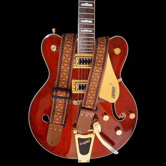'Valkyria' handmade guitar strap in brown. Adjustable.