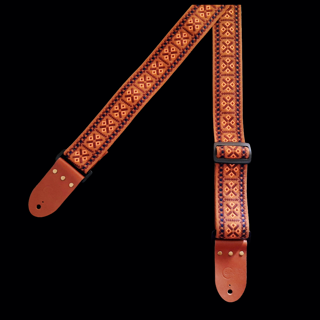 'Valkyria' handmade guitar strap in brown. Adjustable.